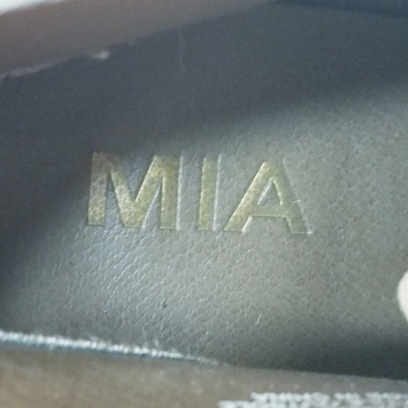 MIA Sage Faux Suede Lace Up Booties - Picture 10 of 13